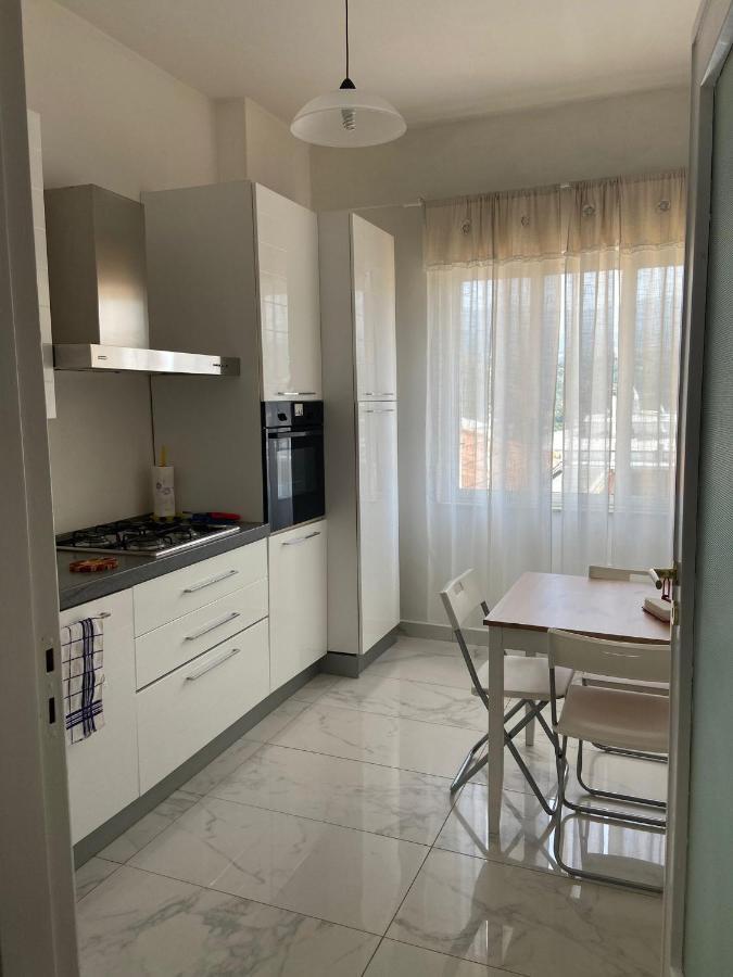 كوزنسا Atmosfera B&B Al Centro Della Citta المظهر الخارجي الصورة